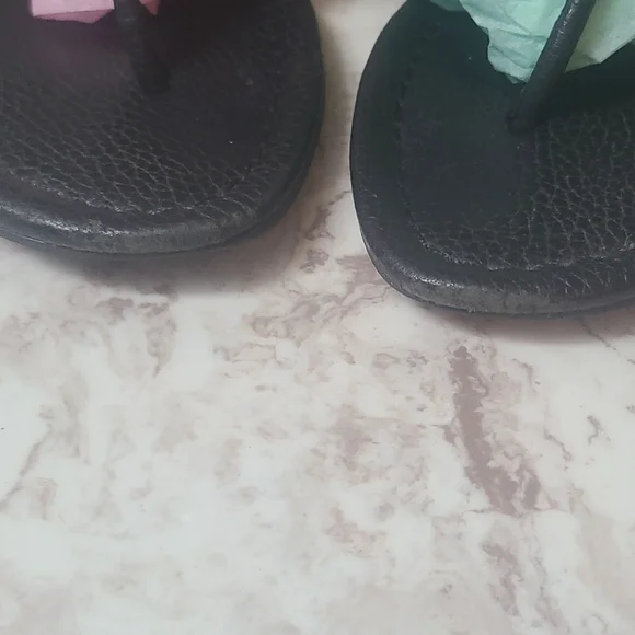 Tory Burch sandals - Picture 2 of 5